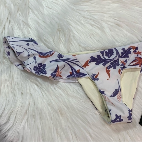 NWT Wildfox American Paisley Ruffle Bikini Bottom - Picture 6 of 12